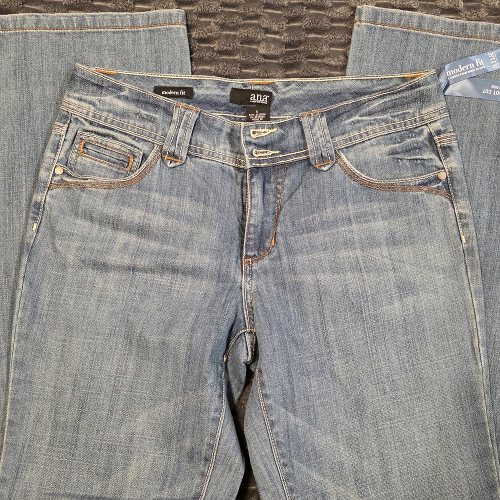 a.n.a Women's Light Blue Boot Cut Jeans